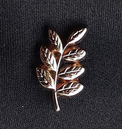 SET OF 3 ACACIA MASONIC LAPEL PINS with DETAILED LEAVES SMALL and DISCRETE