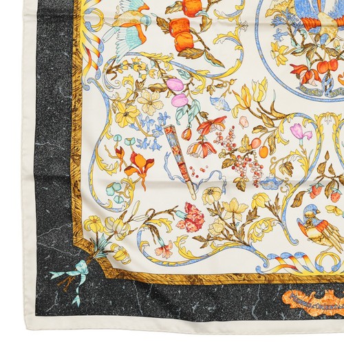 Hermes "Pierres d'Orient et d'Occident" Carre 90 Silk 100% Scarf Vintage Cleaned - Picture 4 of 24