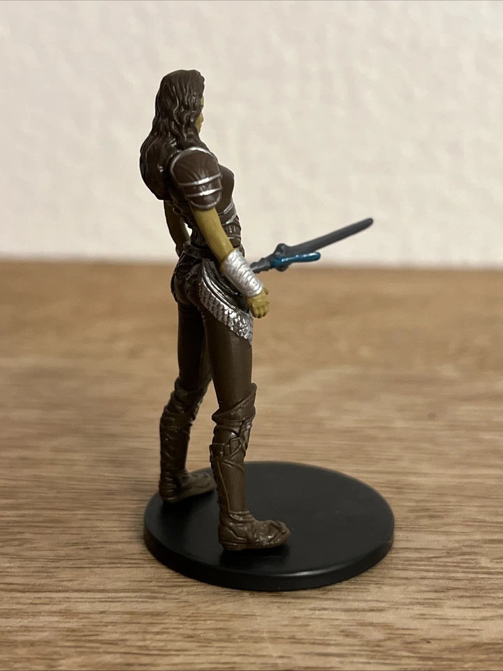 "Figura de acción Garona con espada Warcraft 2,7"" PVC Jakks Pacific Toy" Foto 3 de 4