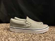 Vans Classic Slip On Skate Shoes Women’s Size 8.5 Gray White