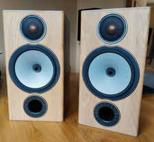 Monitor Audio Bronze BX2 Light Oak Speakers (Pair) - Excellent Condition