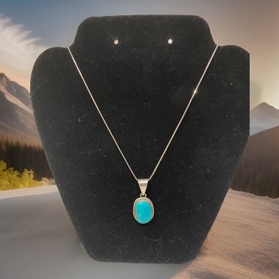 Vintage Navajo Sterling Silver Natural Blue Turquoise Oval Pendant Necklace 18 