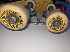 Thunder Trucks T149 avec Skateboard Trucks Spitefire Essieu 8,5" avec Spitfire 55mm 66