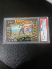 Derrick Henry 2023 Select Field Level /10 Gold Dragon Scale Prizm #391 PSA 10