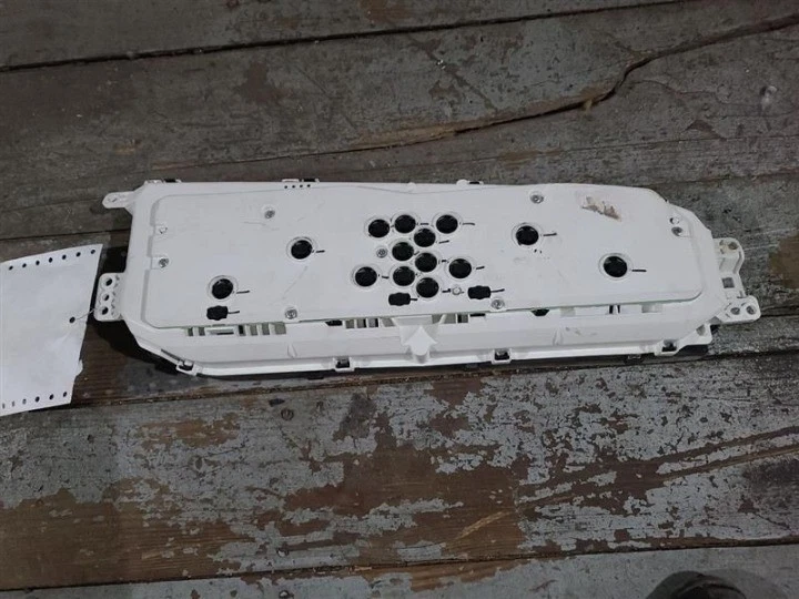 2000-2002 Toyota Avalon Speedometer Cluster Instrument Gauge MPH Assembly Oem — 第 2/4 张图片