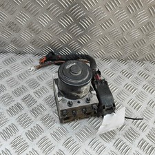 Pompe à essence Mercedes 320