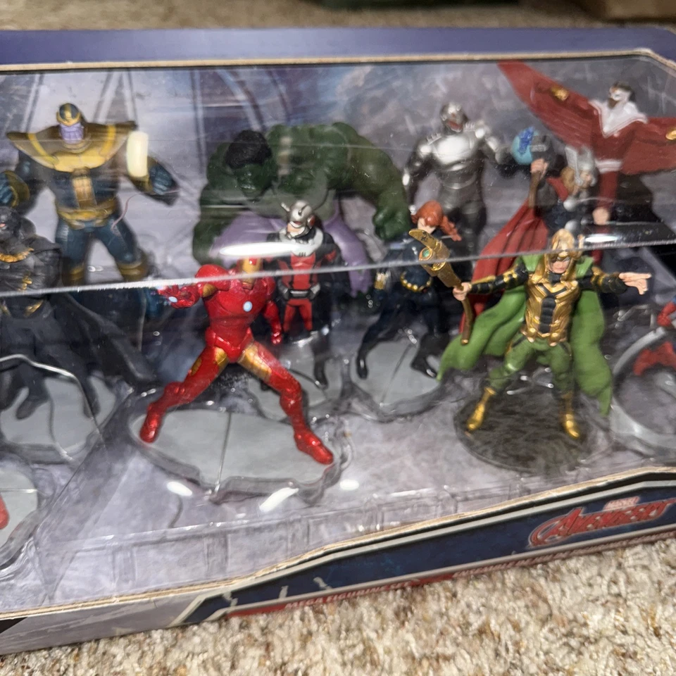 DISNEY STORE Marvel Avengers 20 Piezas Mega Figura Set Regalo Nuevo Con Caja Desgaste Foto 4 de 4