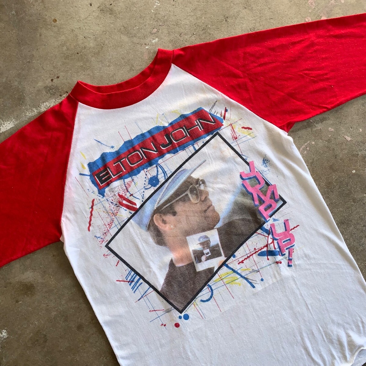 80s VINTAGE ELTON JOHN JUMP UP! AMERICAN 1982 TOUR RAGLAN T-SHIRT 