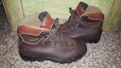 ASOLO AFX 520 womens hiking boots, size 6.5, excellent condition