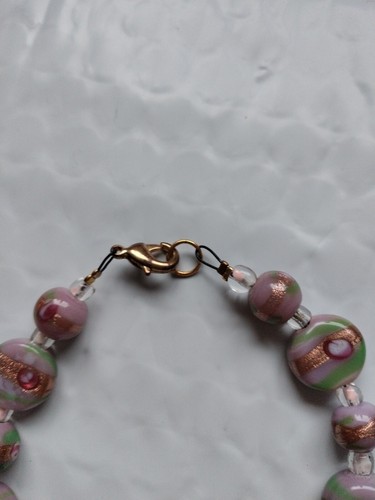 Vintage Purple Acrylic Bead With Heart Charm Bracelet 7" - Picture 2 of 8