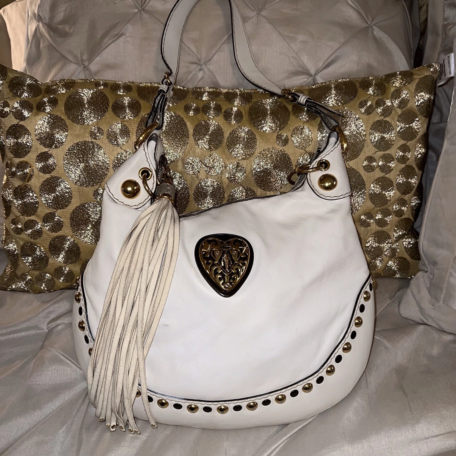 Sac à main GUCCI BABOUSKA HYSTERIA style hobo cuir blanc ornements dorés