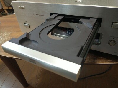 DENON D C Dー1650AZ DENON 9081500226 DCD-1650AZ CD Player Power Supply Voltage