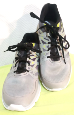 Mens wanderun Fila shoes size 8.5 green gray running shoes FILA 2 Running Sneakers  main image 3