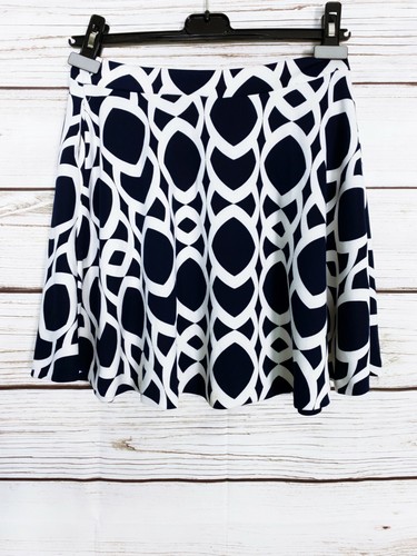 Aqua Womens Flare Skirt Size L White & Blue Geometric Elastic Waist Pull On - Picture 4 of 8