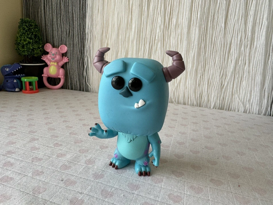 Monsters Disney Pixar Sulley Flocked Figure Pop Vinyl 2018 Waving Toy Used — 第 4/4 张图片