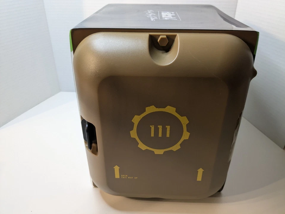 Fallout 4 Pip-Boy Collector's Edition Microsoft Xbox One Sealed New - Image 2 of 4