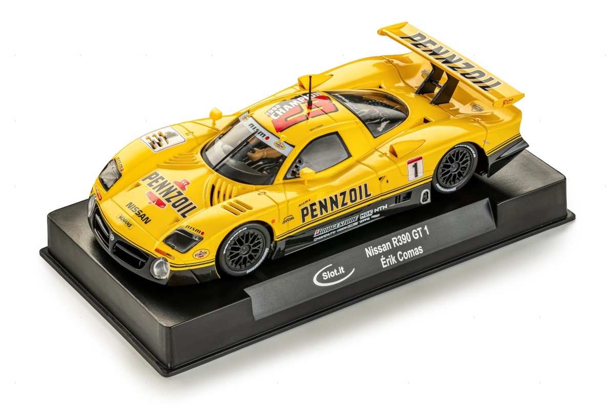 Slot It SICA14F Nissan R390 GT1 Érik Comas, #1 1:32 Slot Car | eBay