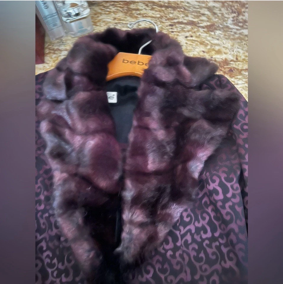 Original $600 Nuevo Único Bebe 4 Piezas Blazer Cuello Piel (Talla 4) Falda a Juego Con Camisola  Foto 2 de 4