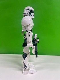 LEGO Buildable Figures: Star Wars Episode 7 - First Order Stormtrooper [75114]
