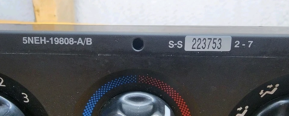 2005 - 2012 OEM Nissan Xterra Frontier aquecedor climático controle AC - Imagem 2 de 4