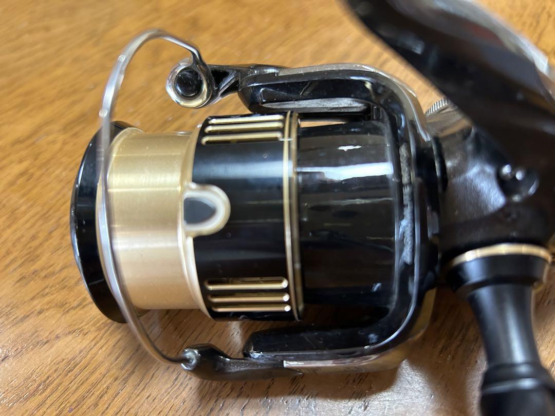 SHIMANO COMPLEX CI4+ 2500HGS F6 
収納ケース付き 2010-2014 Complex CI4 - JDM Fishing