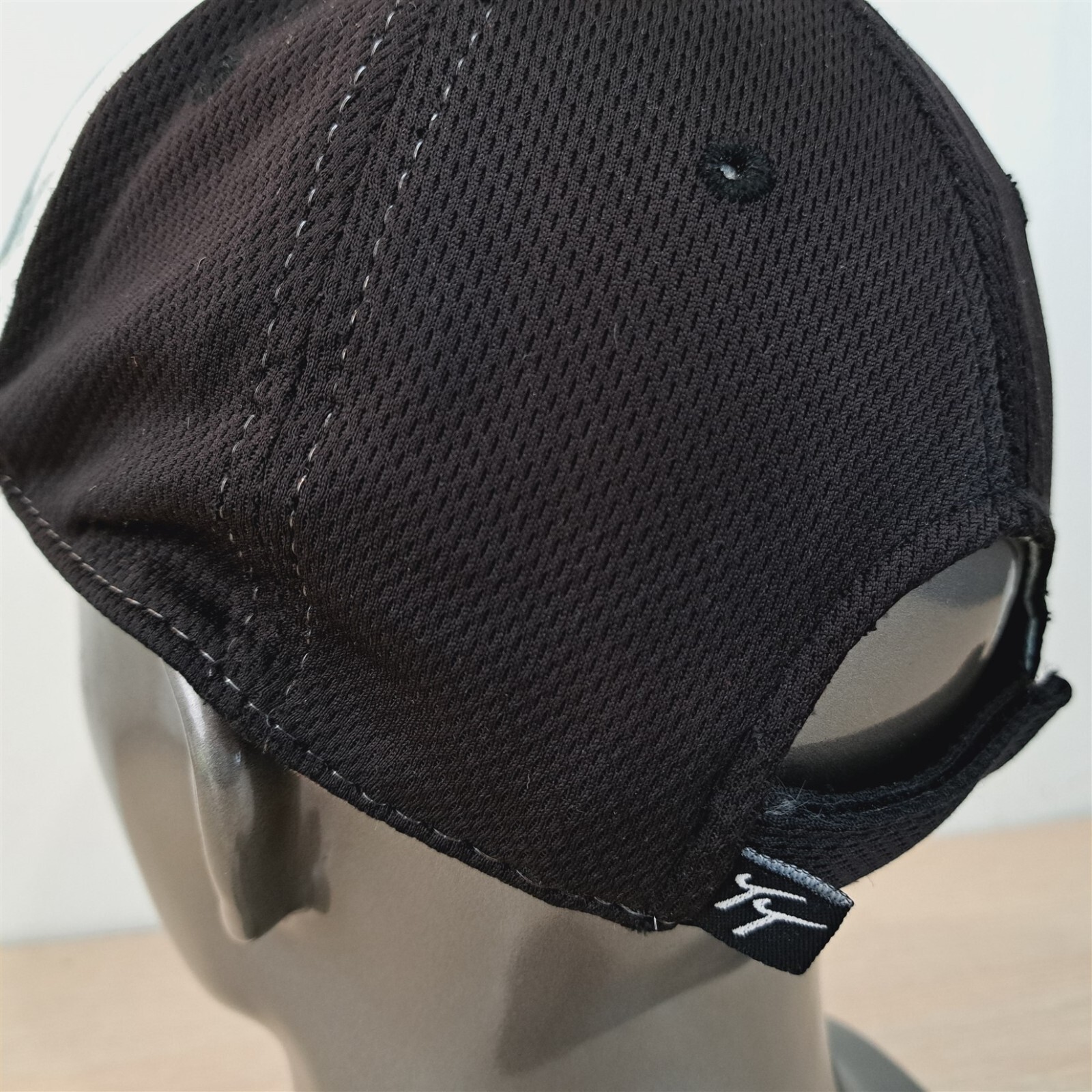 WALKABOUT KANGAROO LOGO ADJUSTABLE STRAPBACK BASE… - image 10