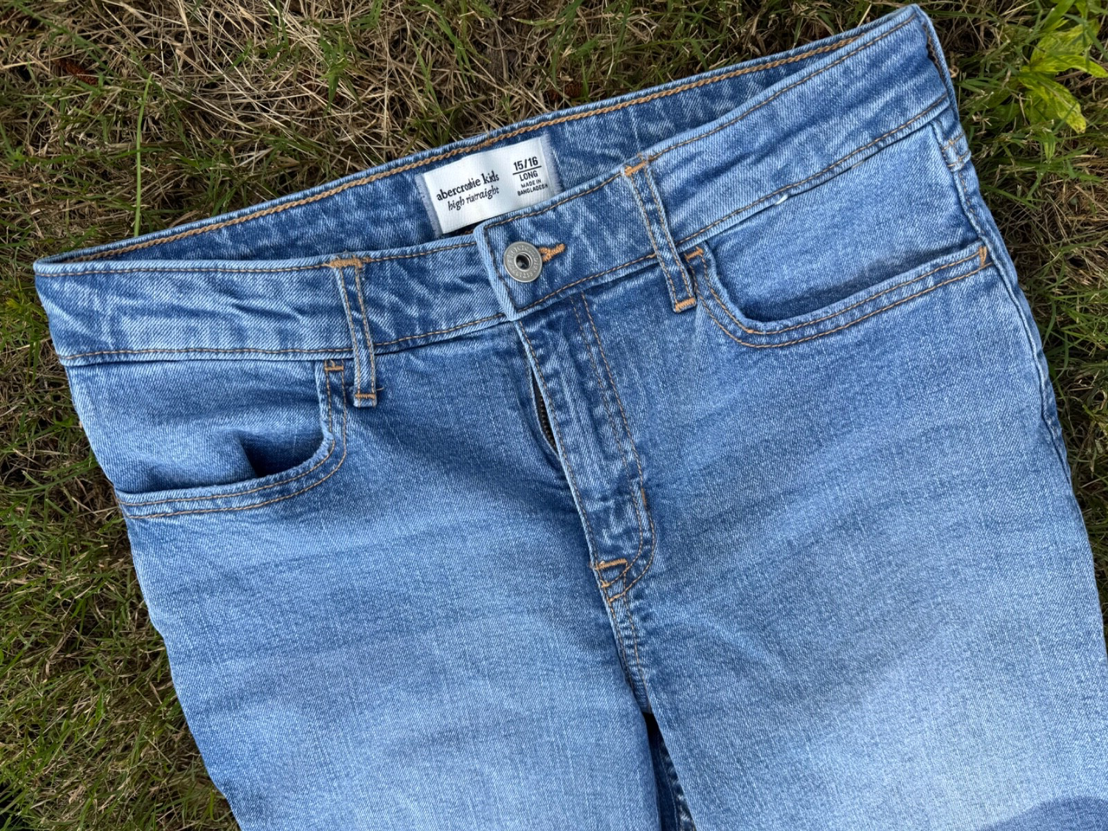 Picture 2 of 3