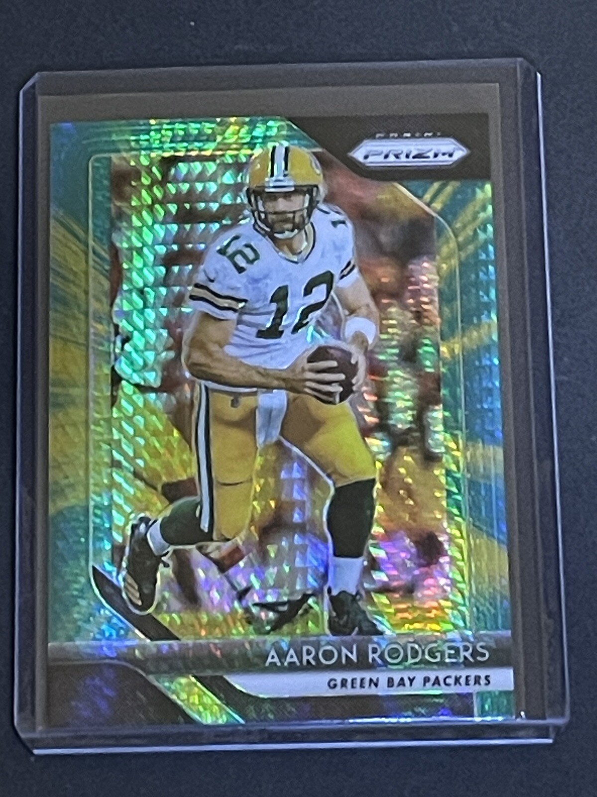 2018 Panini Prizm #127 Aaron Rodgers Hyper Prizm /275 Packers PWE