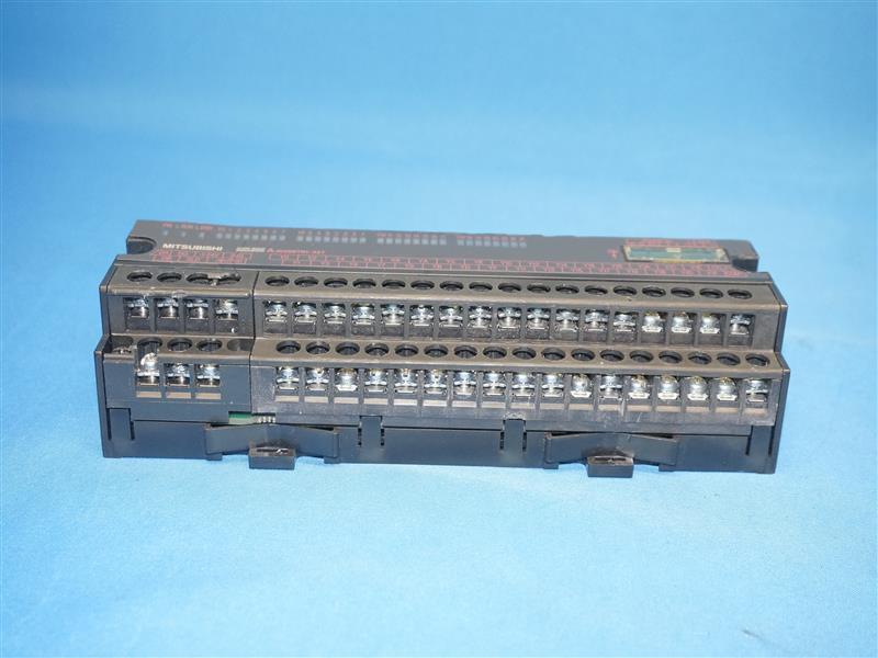 Mitsubishi AJ65SBTB1-32T AJ65SBTB132T Output Unit 12/24VDC 0.5A | eBay