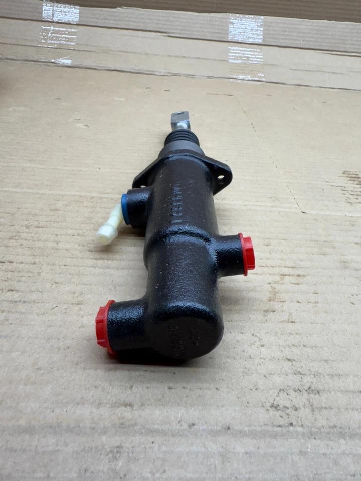 Cilindro maestro de freno diferencial CNH 84535046 genuino Foto 4 de 4