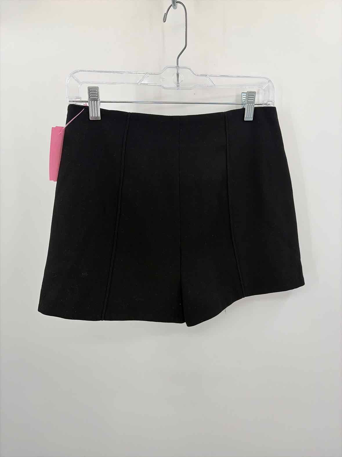 Pre-Owned Zara Black Size Medium Basic Shorts - image 2