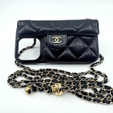CHANEL Matrasse Caviar Leather iPhone 14 Pro Chain Shoulder Crossbody Case