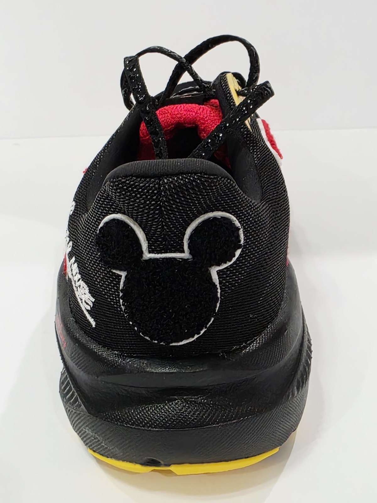 Brooks Ghost 17 MICKEY MOUSE RunDisney 2026 Limited Black Women 10 Wide D New thumbnail 24