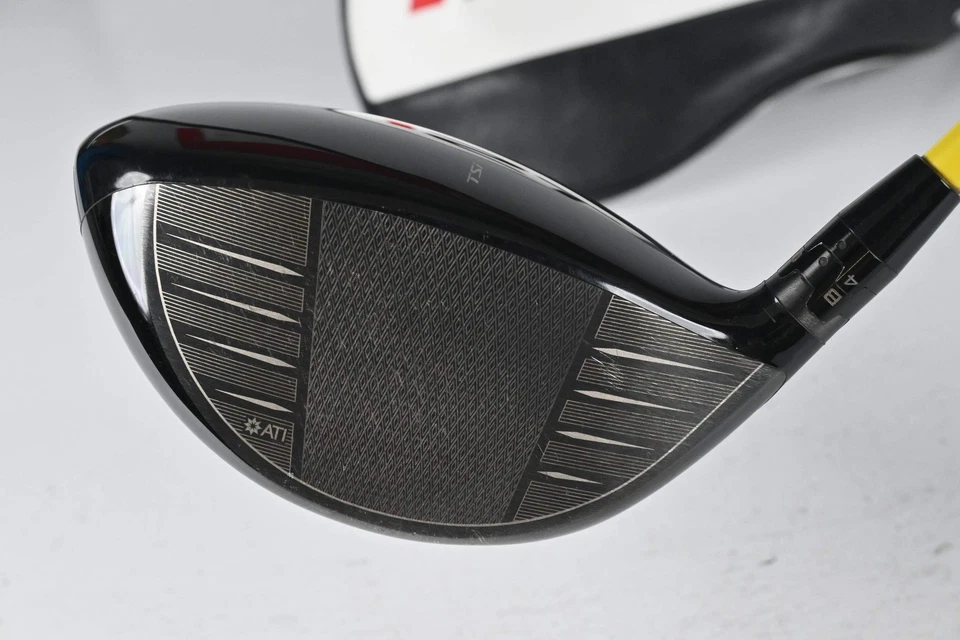 Titleist TSi3 Driver / 8 Degree / Stiff Flex HZRDUS Hand Crafted Yellow 63 Shaft - Image 4 of 4