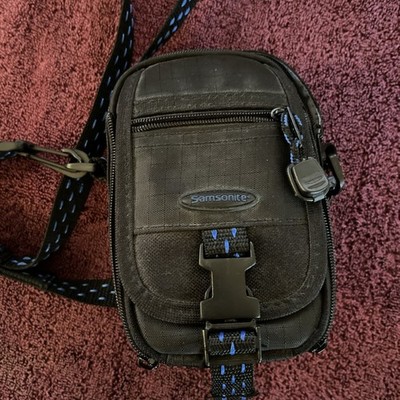 Samsonite Small Point & Shoot Camera/Accessory Bag