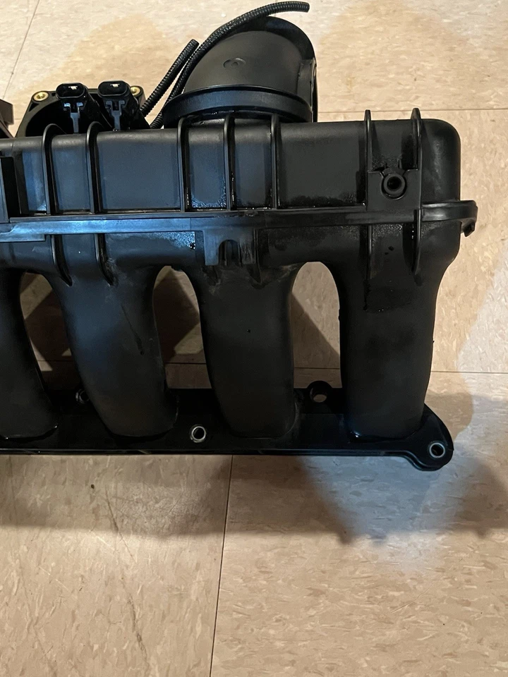 2009 - 2013 宝马 328i xDrive 进气歧管原始设备制造商 — 第 3/4 张图片