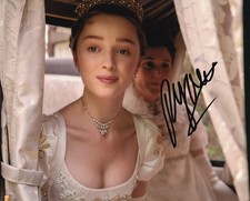 PHOEBE DYNEVOR signed autograph 20x25cm BRIDGERTON in person autograph