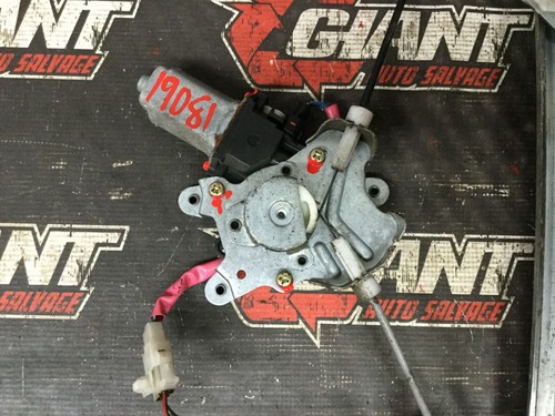 02 MITSUBISHI LANCER FRONT RIGHT PASSENGER SIDE WINDOW REGULATOR - Picture 7 of 8