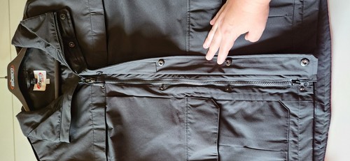 ELBECO SHIELD HEAVY DUTY JACKET - SIZE M. COVER. Police Officer. Msrp $279. Read - Picture 8 of 23