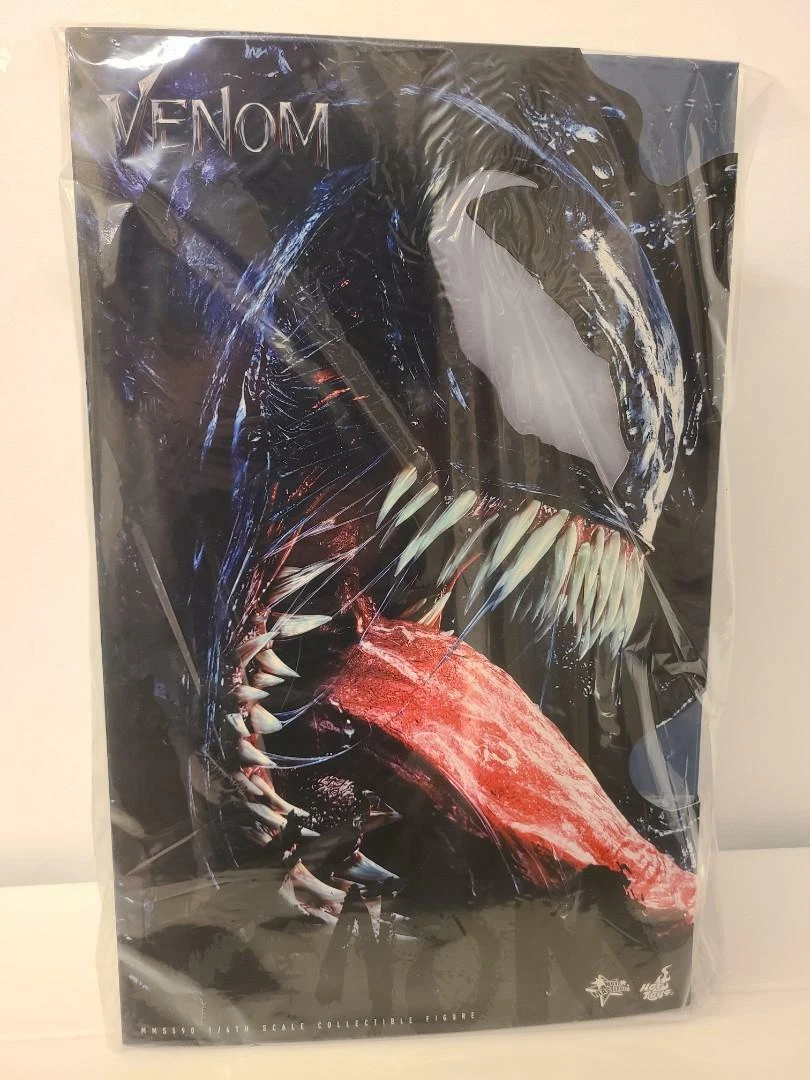 Hot Toys MMS590 Venom 1/6 Figure Normal Edition NEW