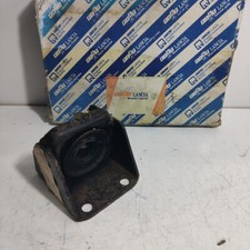 Support moteur Fiat 128