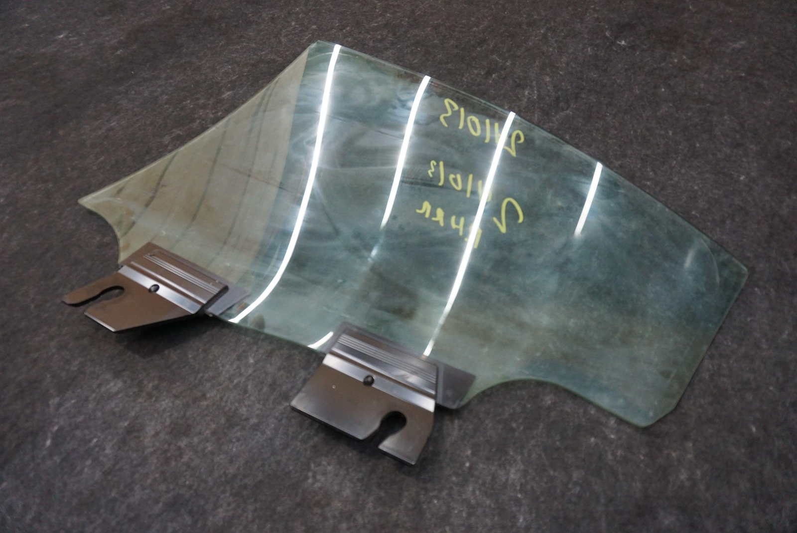 Rear Right Passenger Side Window Glass 670038121 Maserati Ghibli M157 2014-17+