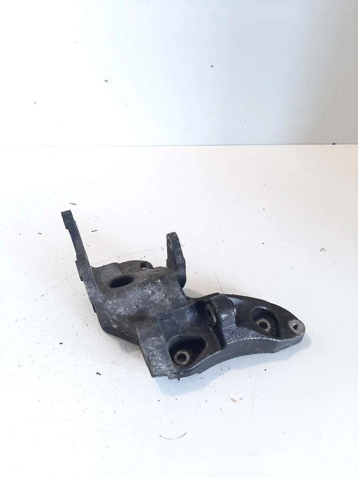 Suzuki Liana Holder Bracket Genuine 1.4 Ddis 2004 - Image 4 of 4