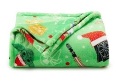 Star Wars Christmas Holiday themed Oversized Plush Throw 5ft x 6ft The Big One