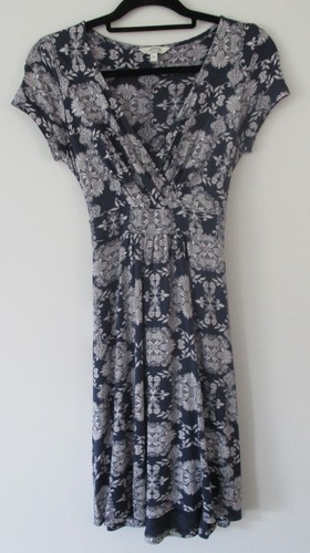 Fat Face size 10 navy & white tie back pull on v neck dress