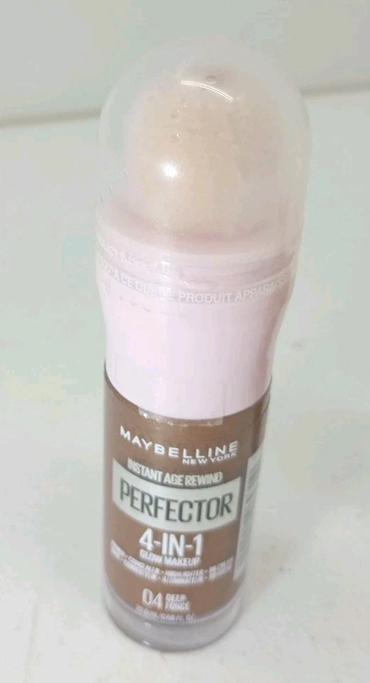 Maybelline New York Age Rewind Perfector 4-in-1 Glow Makeup 04 Deep Fonce 3 Pack - Image 2 of 2
