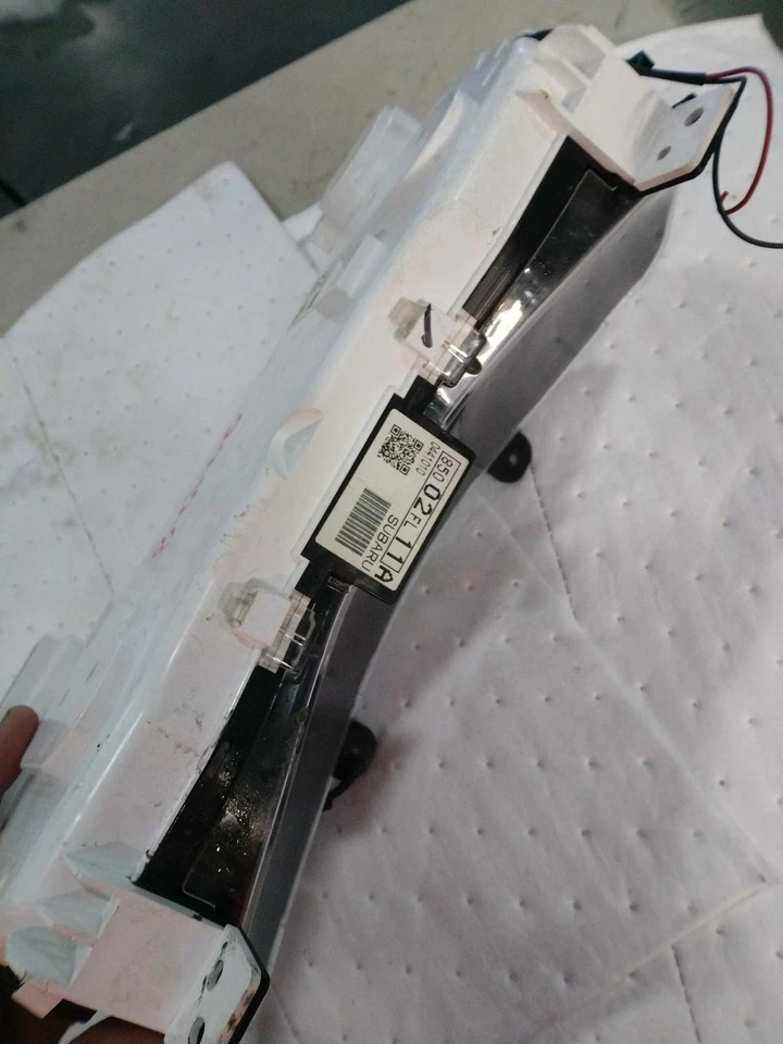 Medidor de velocímetro usado se adapta a: Subaru Impreza Cluster 2017 2,0 L mercado de EE. UU. MPH sin Foto 4 de 4