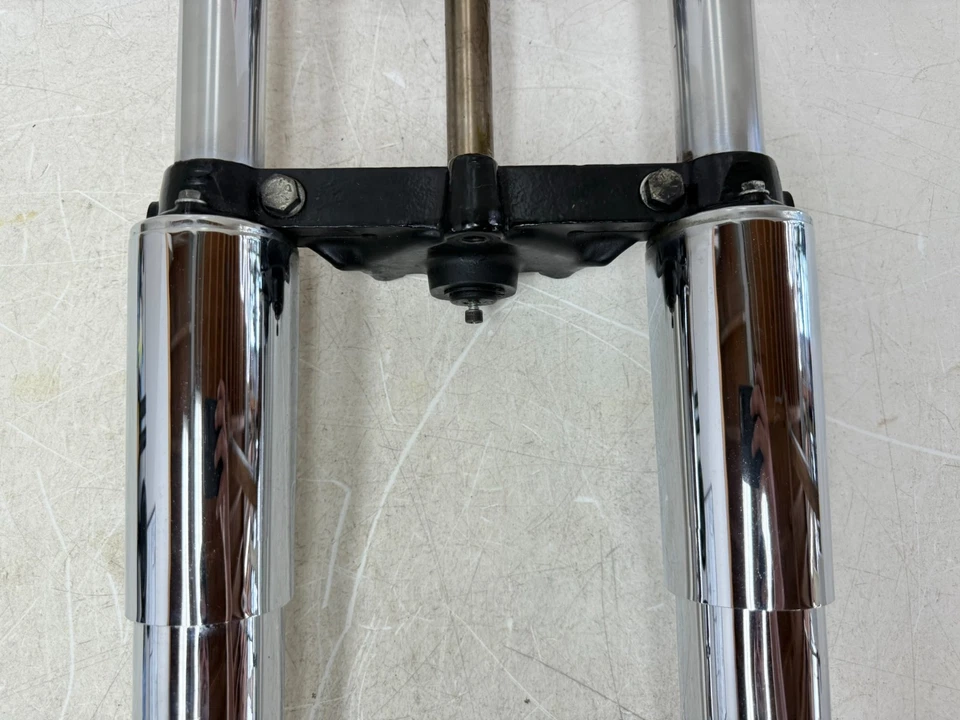 Harley Softail Luxe 2008 horquillas delanteras suspensión cromada baja OEM Foto 4 de 4