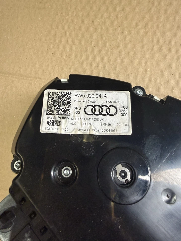 Audi A4 2016 Speedo / Clocks 8W5.920.941A - Image 3 of 3