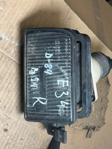 BMW E34 Nebelscheinwerfer linkS NSW  134667-00 1384231